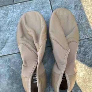 NWOT -Bloch Tan Leather jazz  Shoes